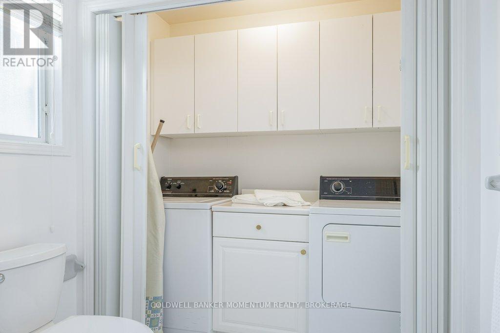 Photo 17 of 43 Silvercrest Court, Thorold ON