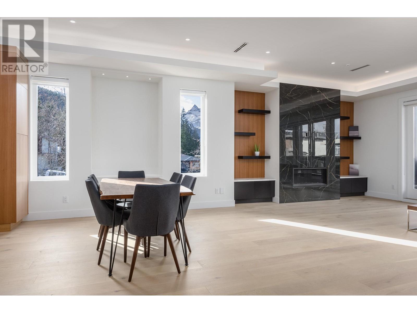 4 3385 MAMQUAM ROAD, Squamish real estate listing R2980504