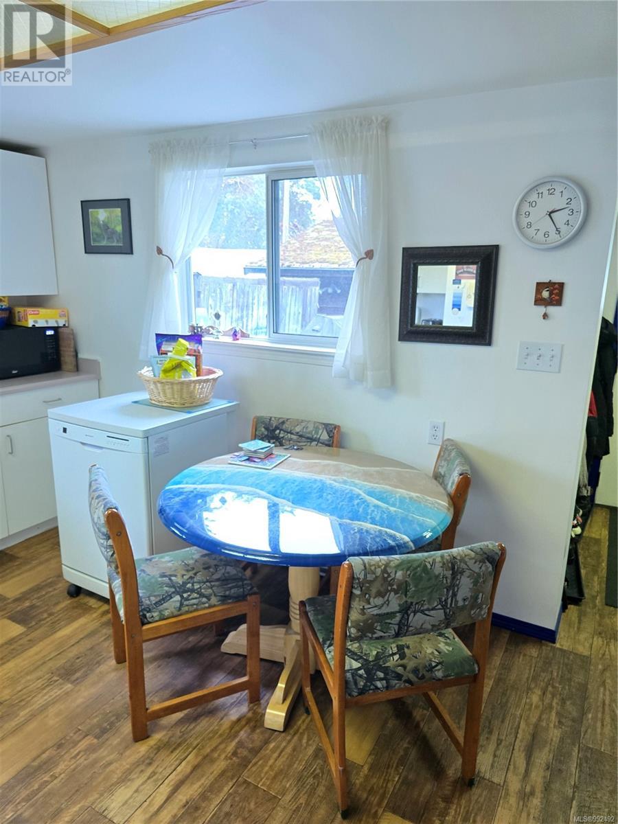 2903 LEIGH Rd, Langford real estate listing 992492