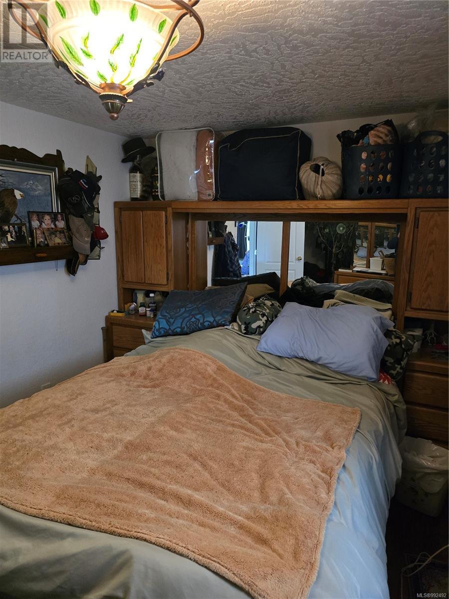 2903 LEIGH Rd, Langford real estate listing 992492