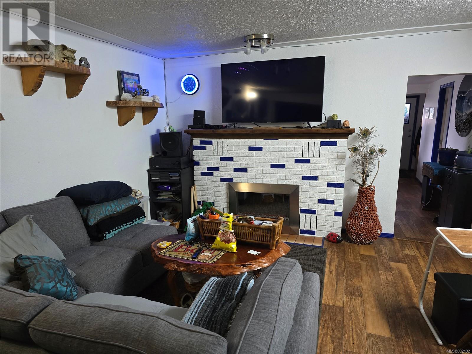 2903 LEIGH Rd, Langford real estate listing 992492