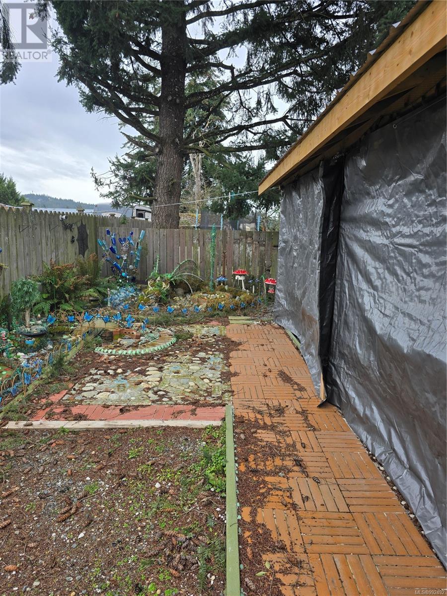 2903 LEIGH Rd, Langford real estate listing 992492