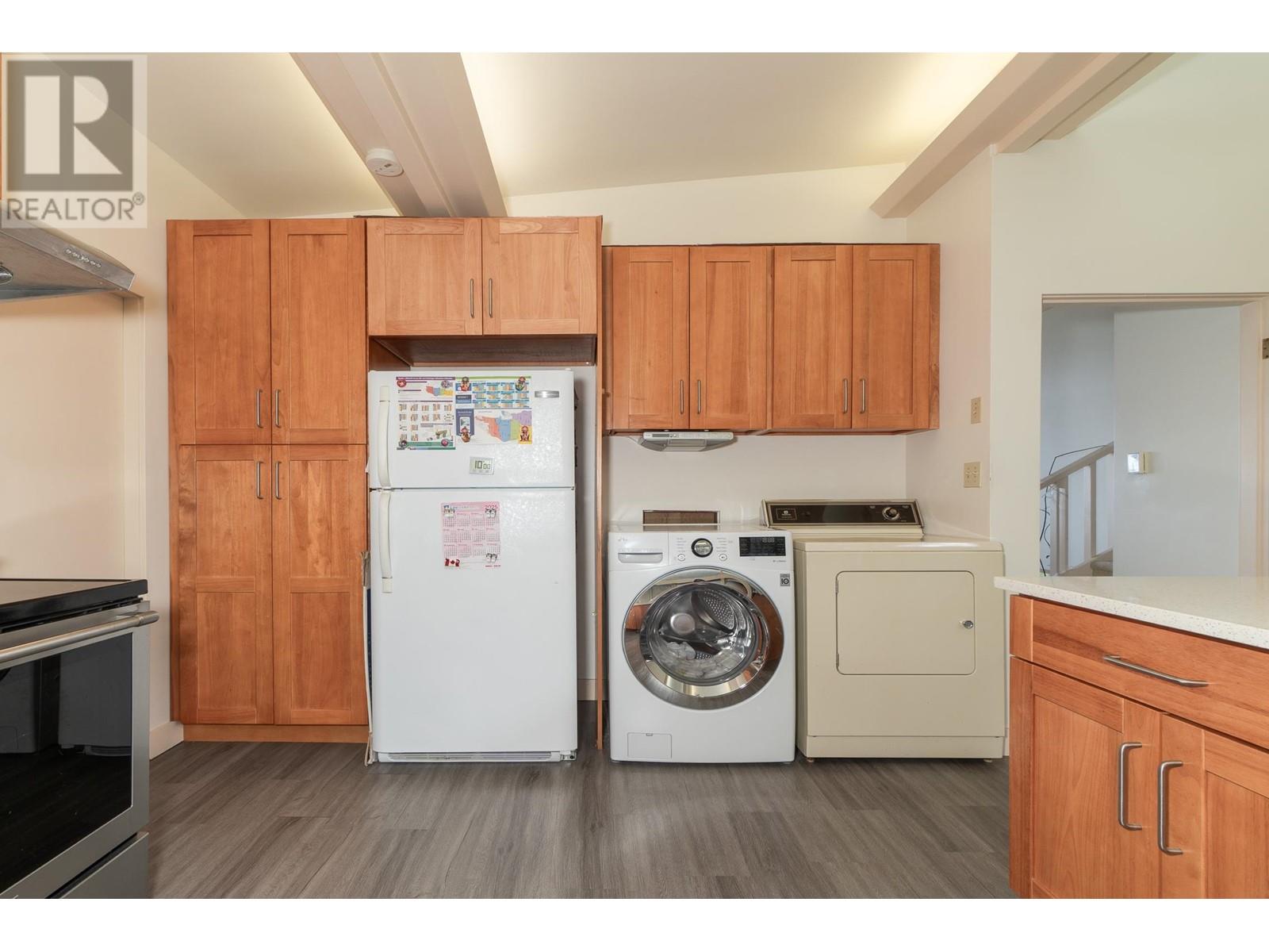 4807 PATON STREET, Vancouver