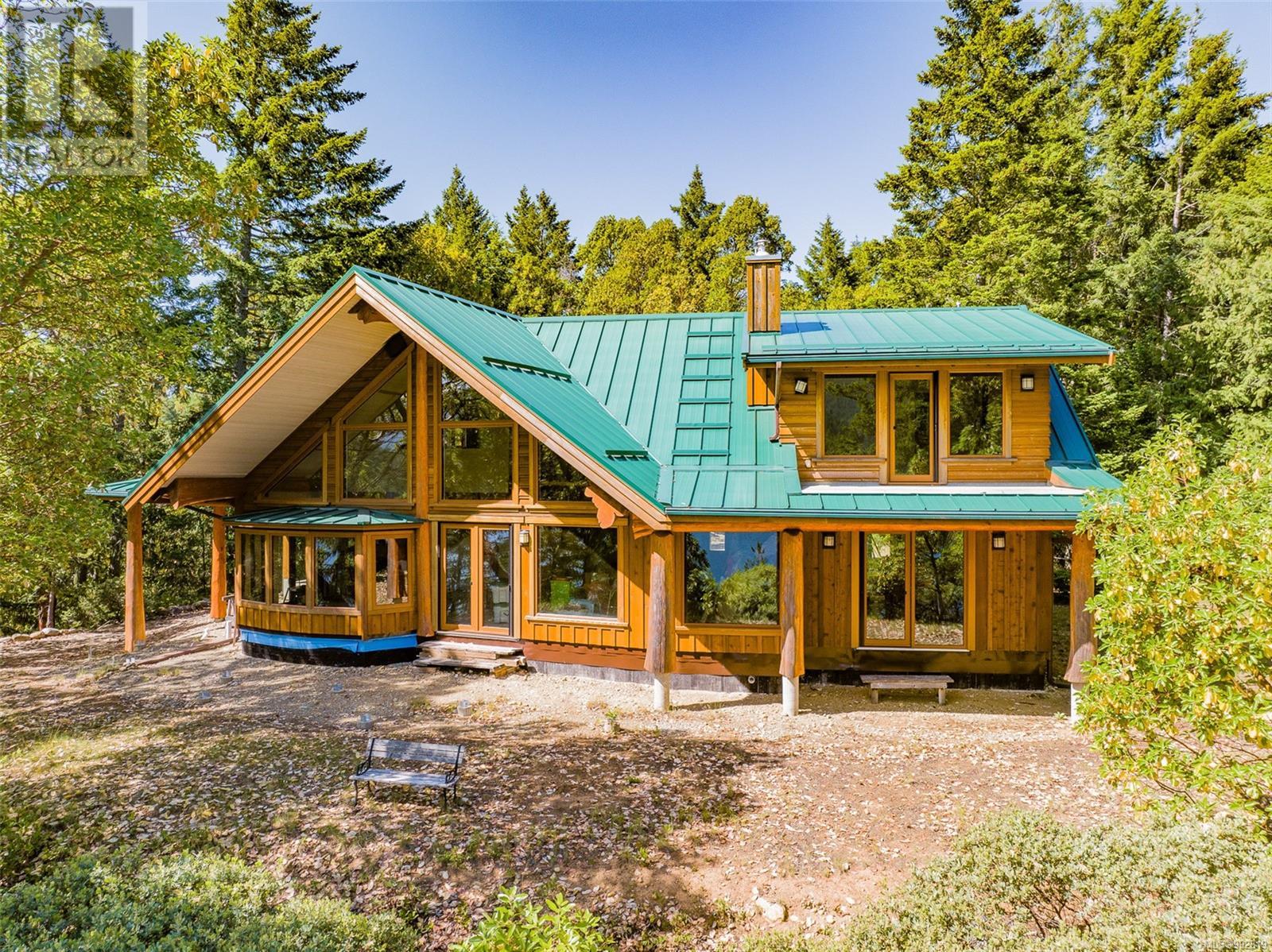 Photo 75 of 1100 Keith Rd, Qualicum Beach BC