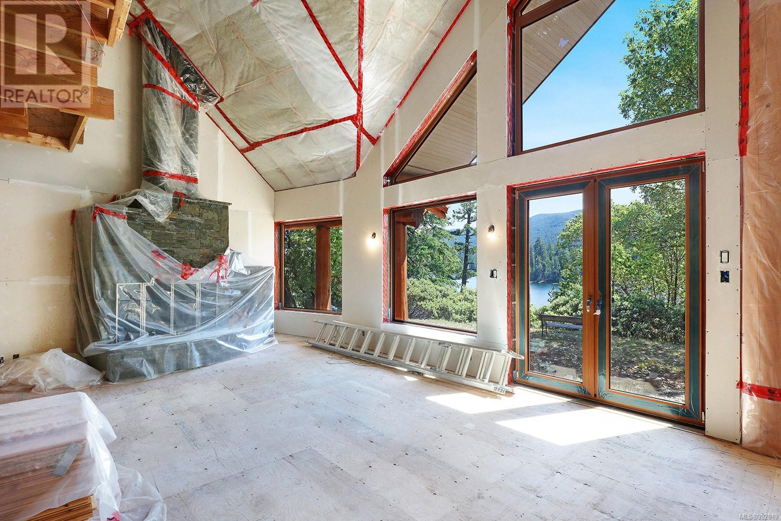 1100 Keith Rd, Qualicum Beach