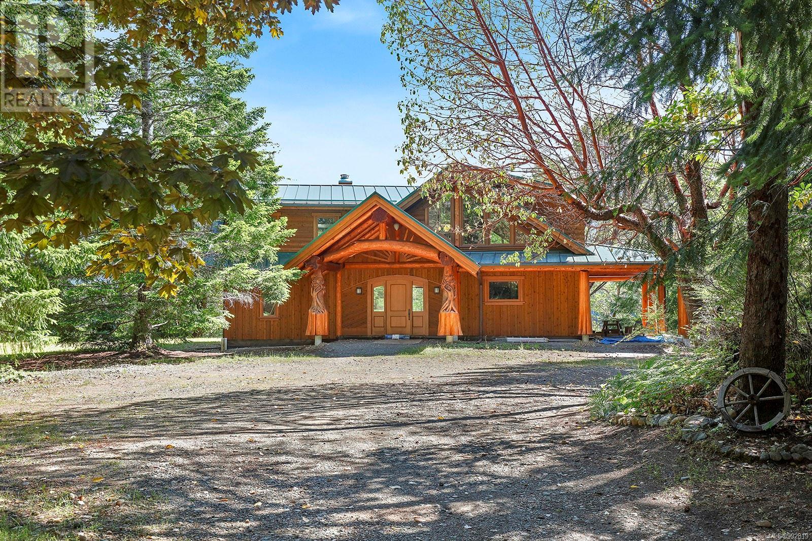 1100 Keith Rd, Qualicum Beach
