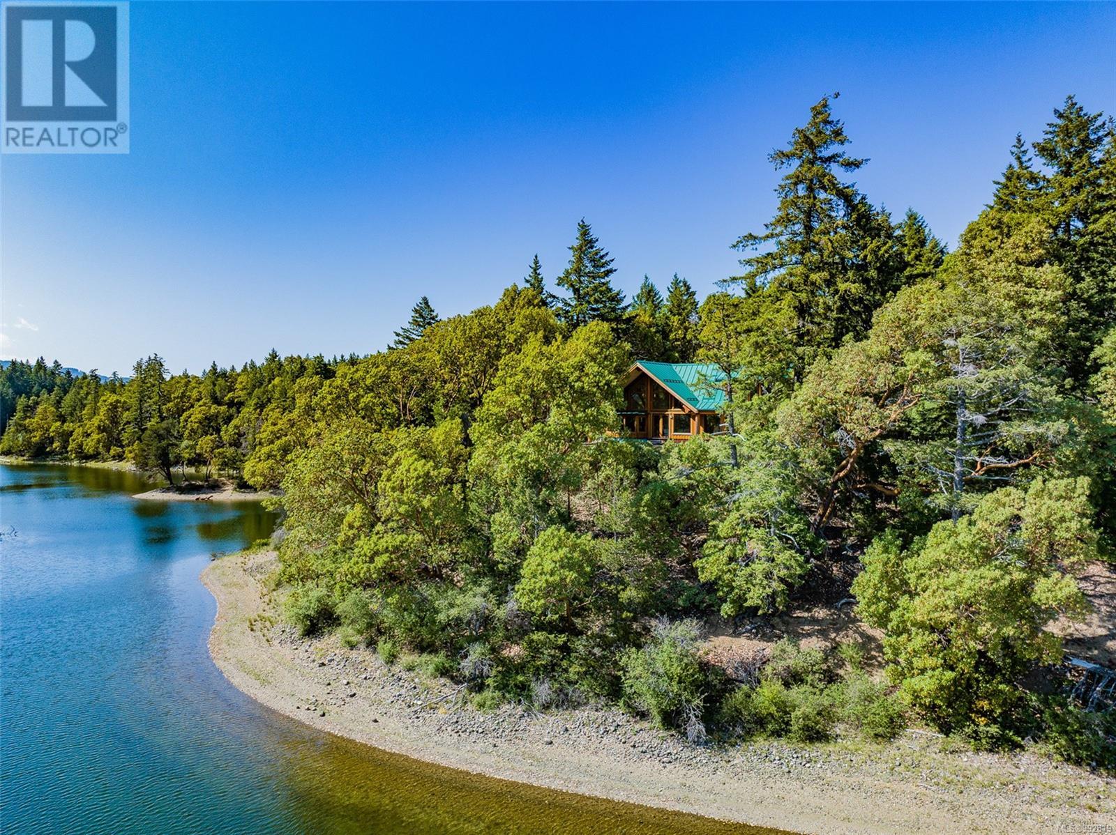 1100 Keith Rd, Qualicum Beach