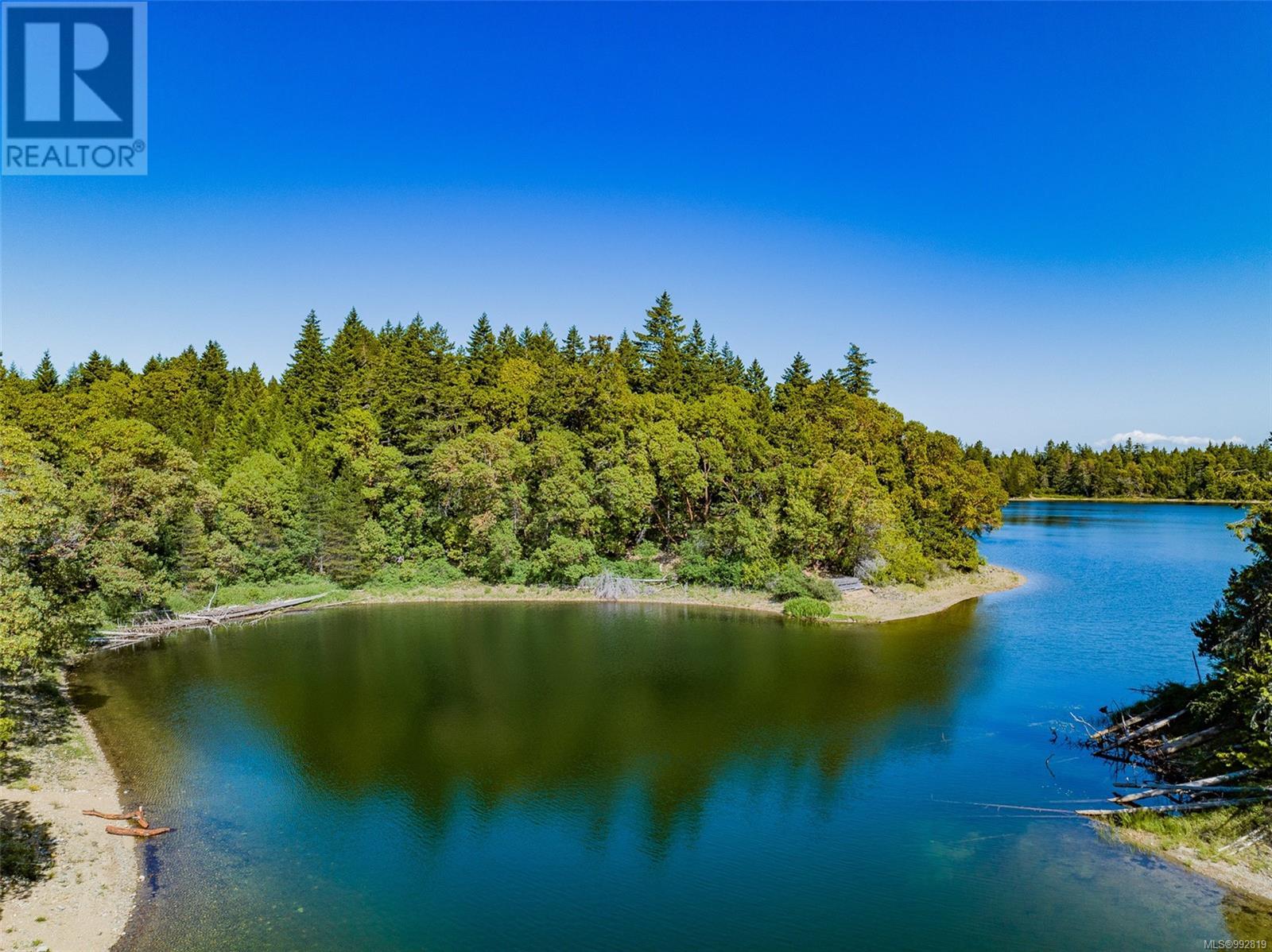 Photo 70 of 1100 Keith Rd, Qualicum Beach BC