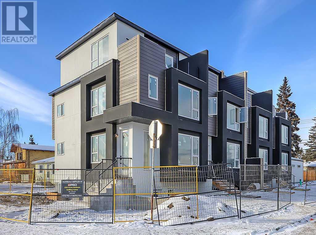 Single Family House for Sale in   Street NW Bowness Calgary 