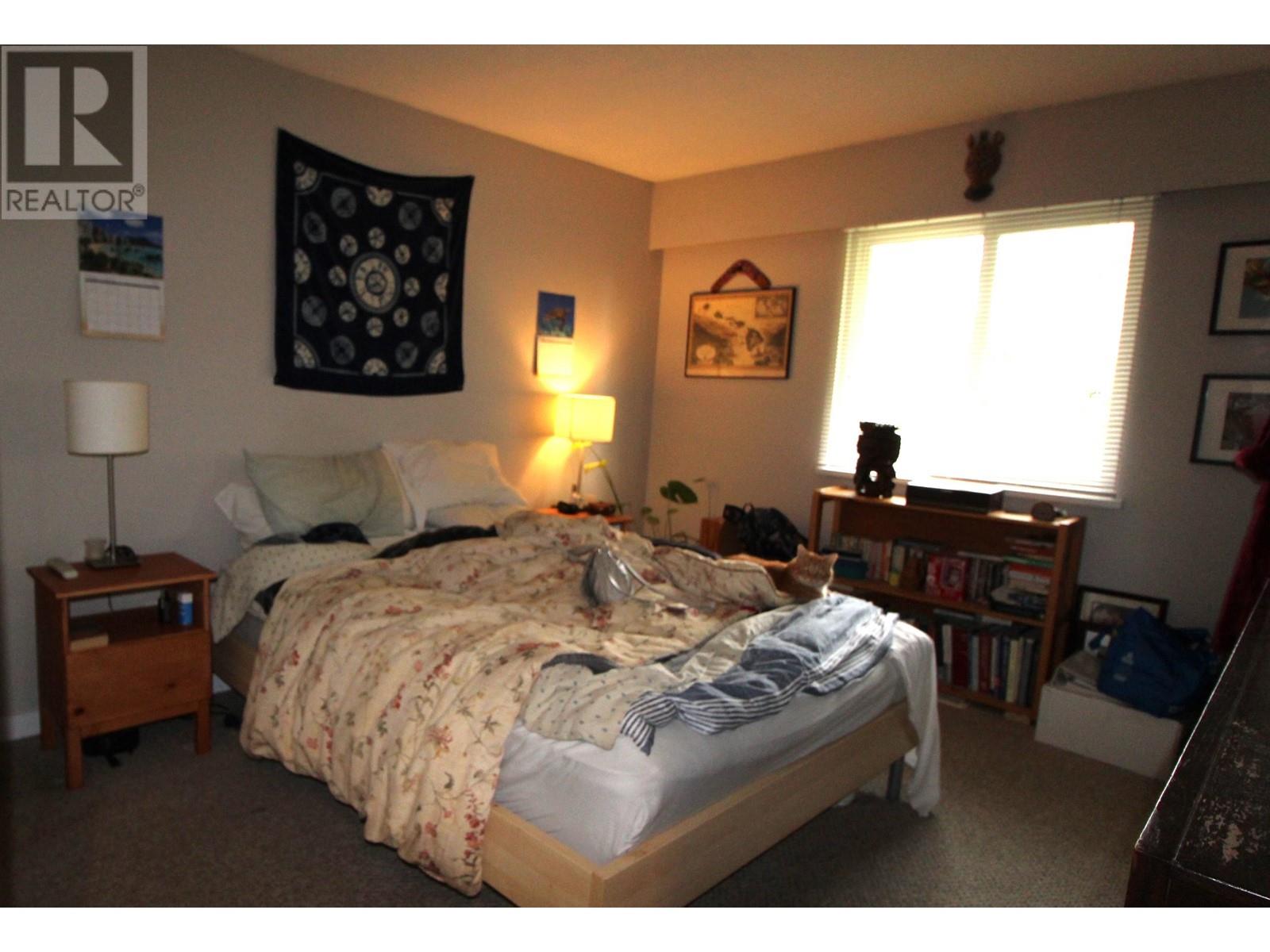 Photo 8 of 10560 Springfield Court, Richmond BC