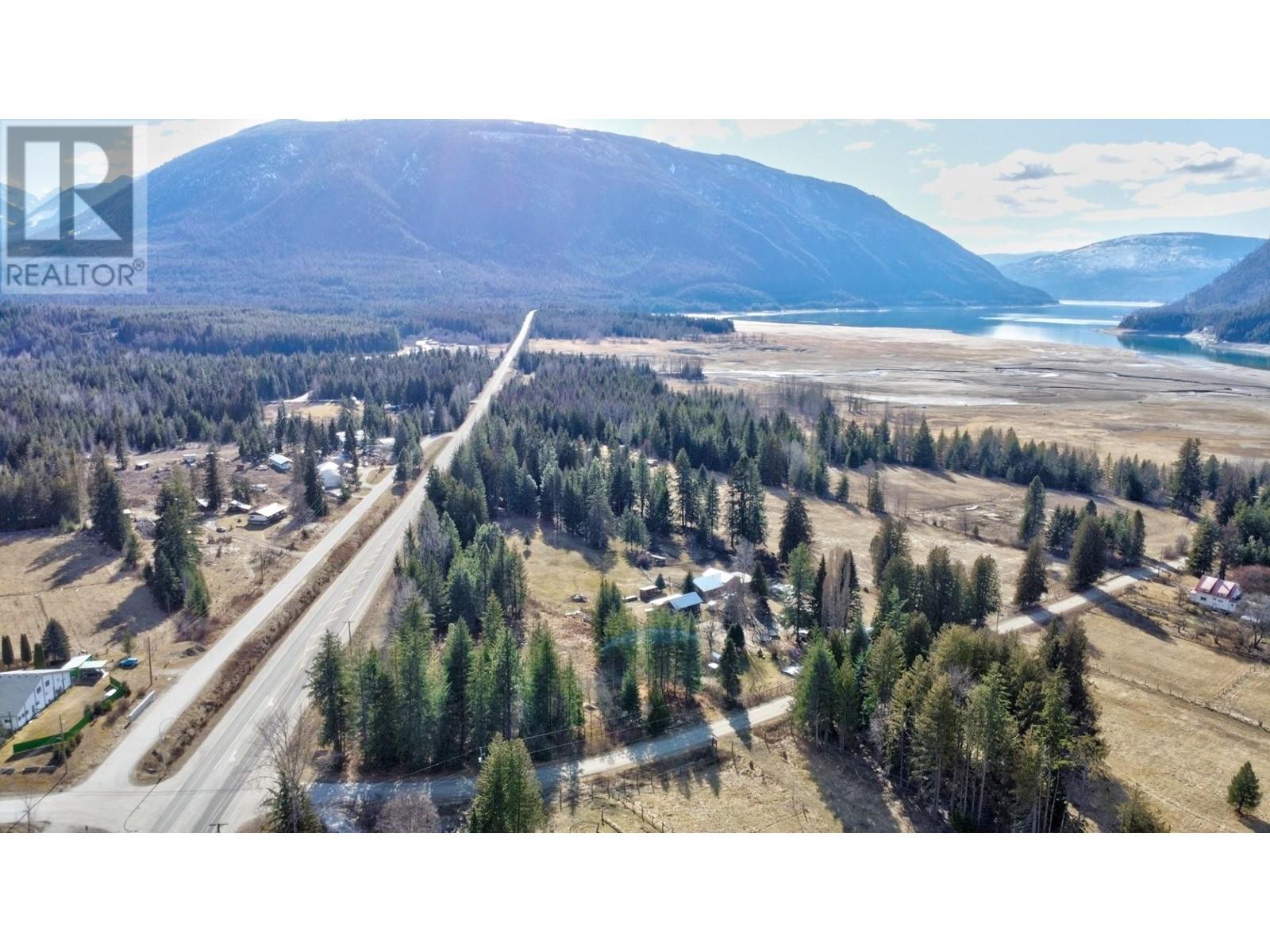 117 LAKEVIEW PARK Road - 1
