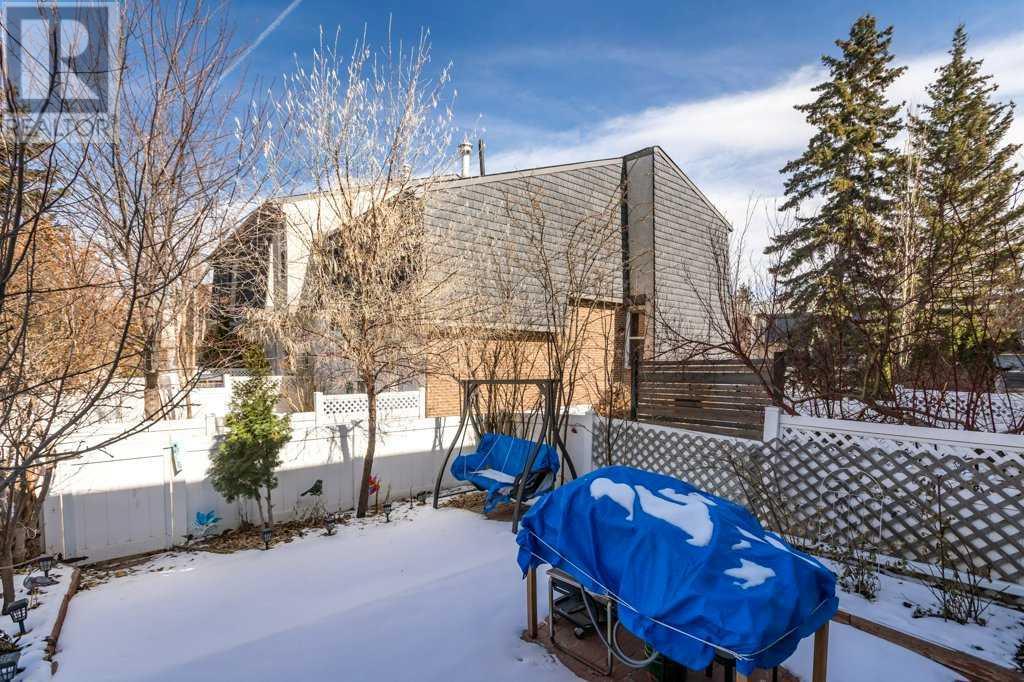 Single Family House 5 Level for Sale in  Brae Glen Crescent SW Braeside Calgary 