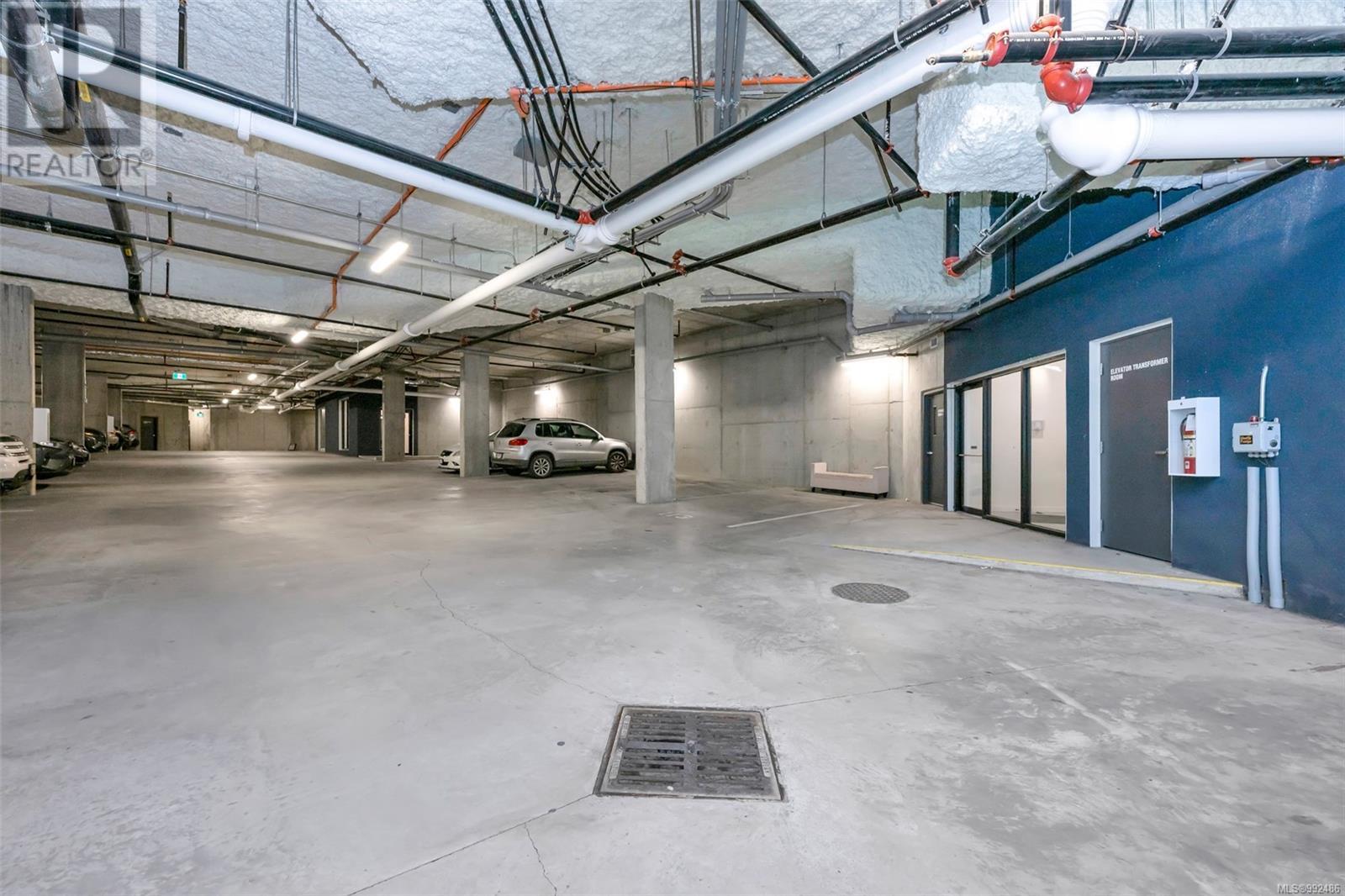 504 958 Pharoah Mews, Langford real estate listing 992486