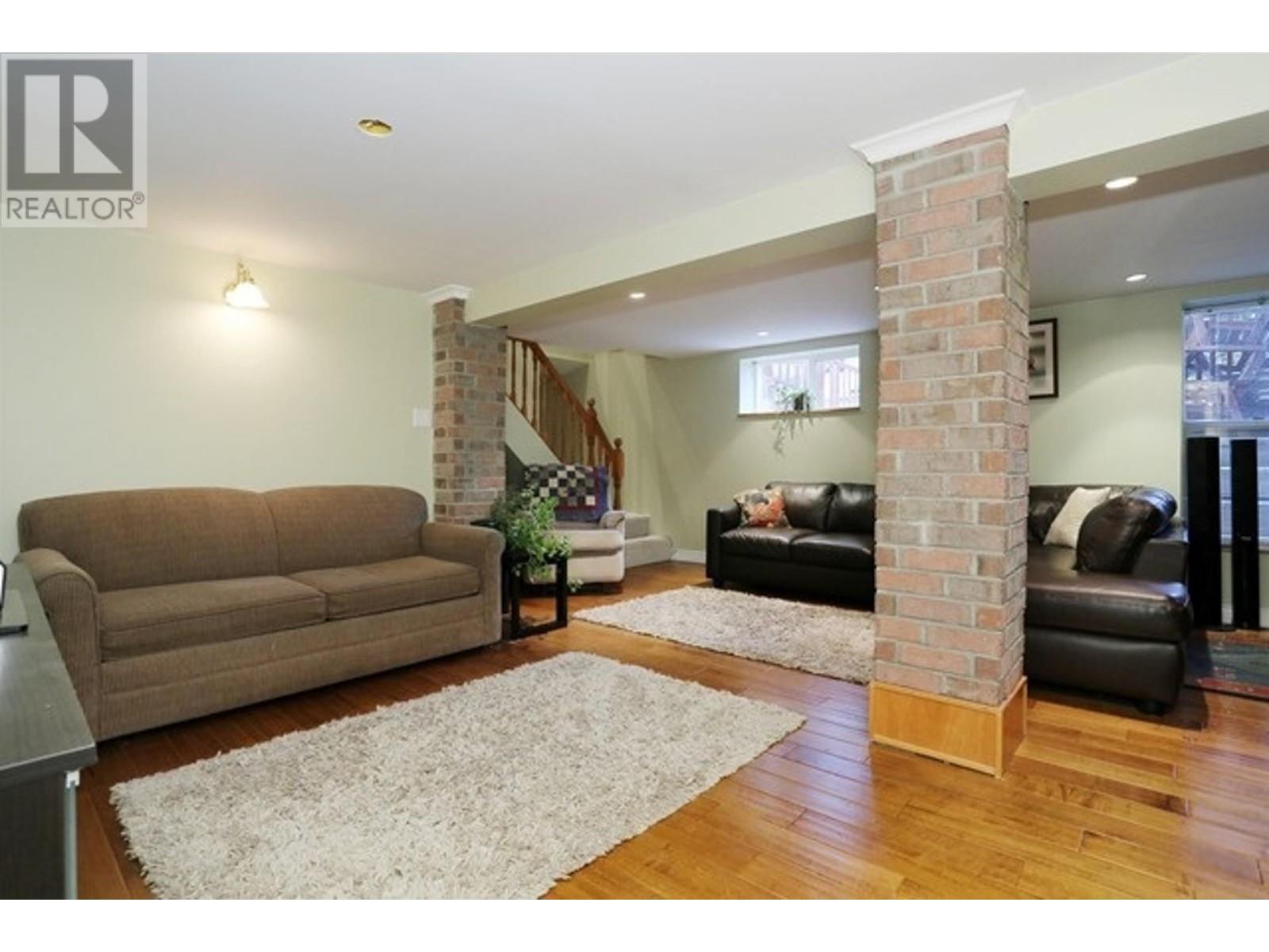 Photo 10 of 5214 12 Avenue, Delta BC