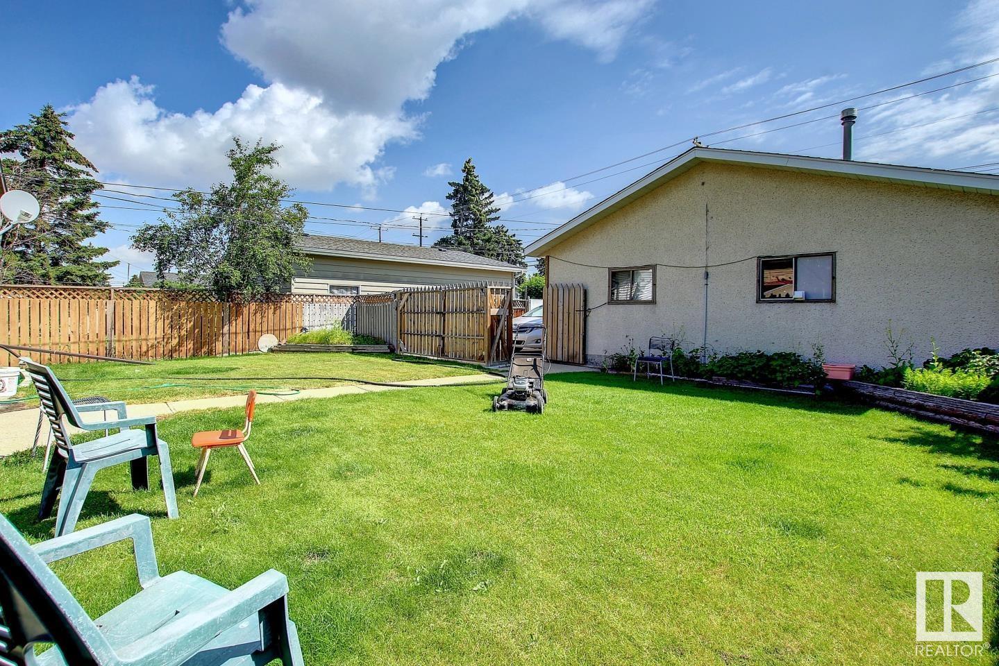 Single Family House Bungalow for Sale in   ST NW Edmonton 