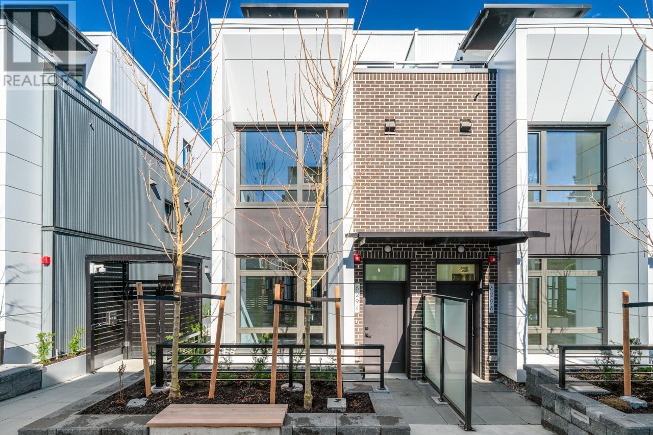 6294 OAK STREET, Vancouver