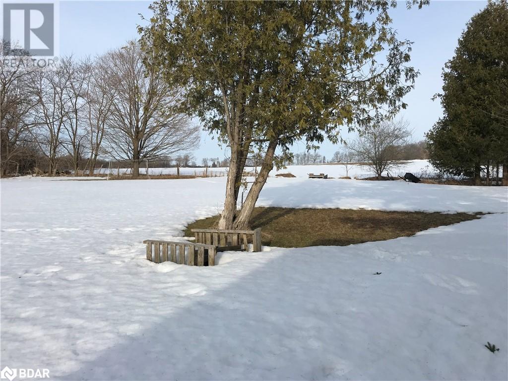 Photo 15 of 7523 Yonge Street, Innisfil ON