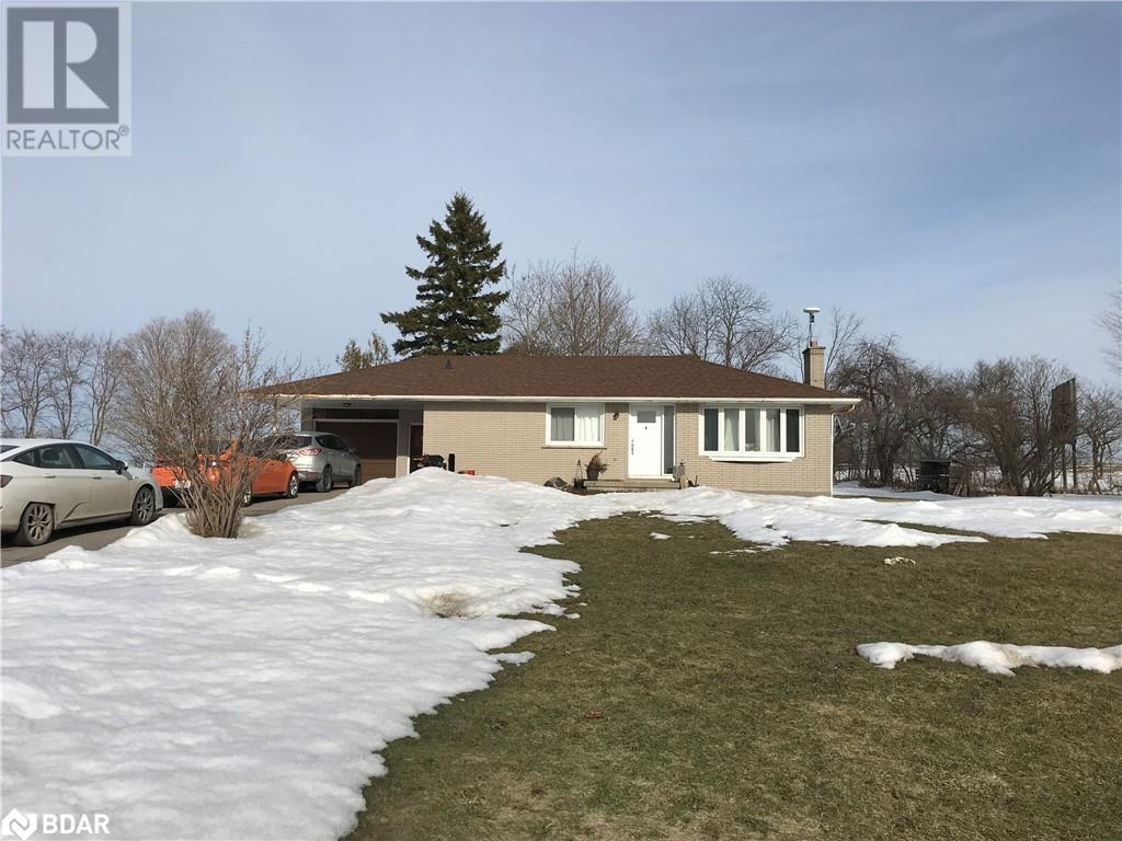 Photo 2 of 7523 Yonge Street, Innisfil ON