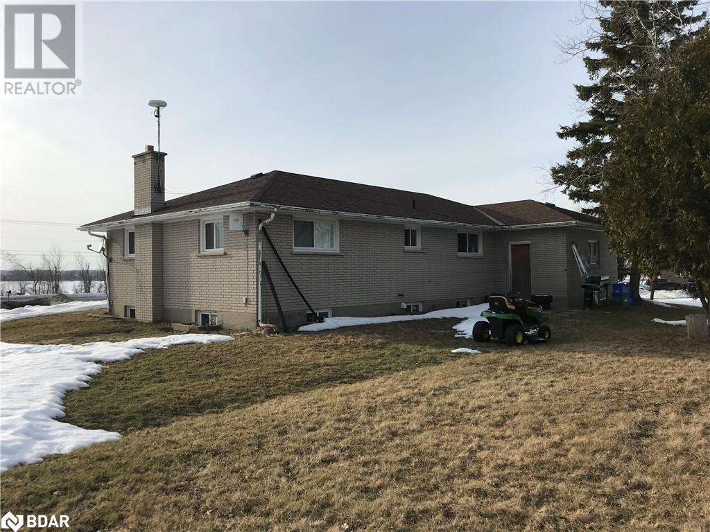 Photo 4 of 7523 Yonge Street, Innisfil ON