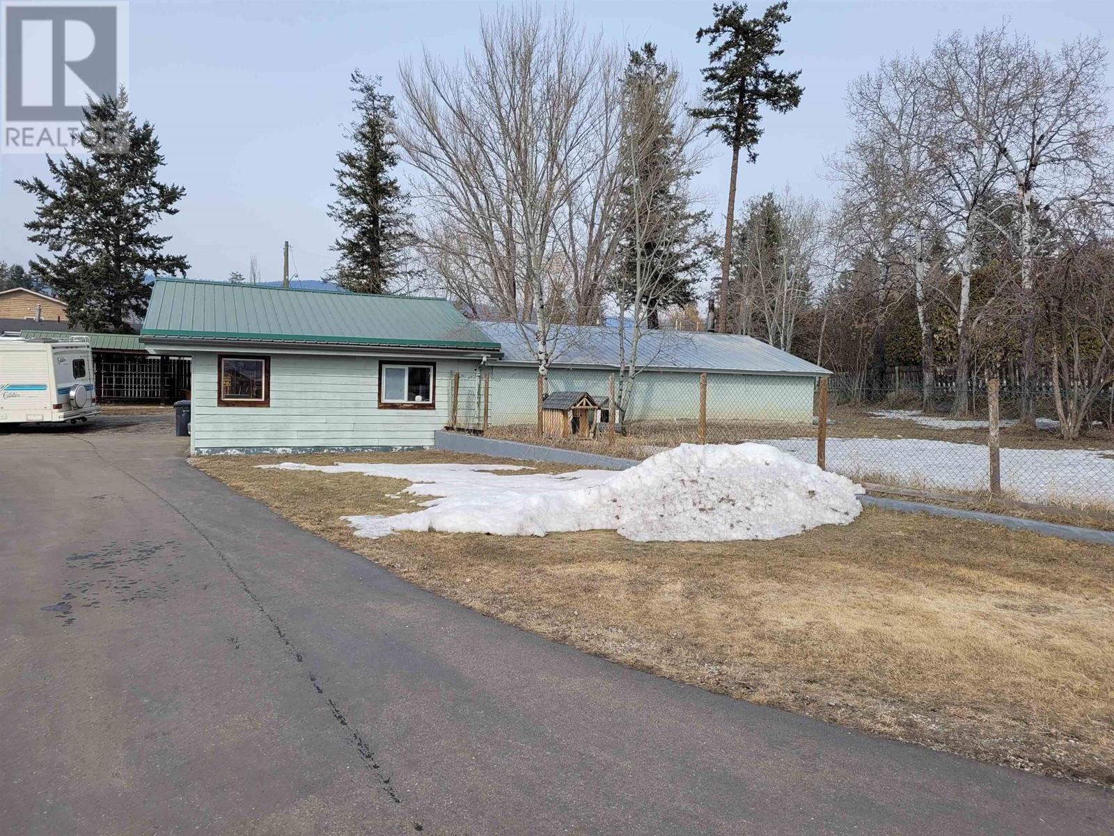 1140 N THIRD AVENUE, Williams Lake