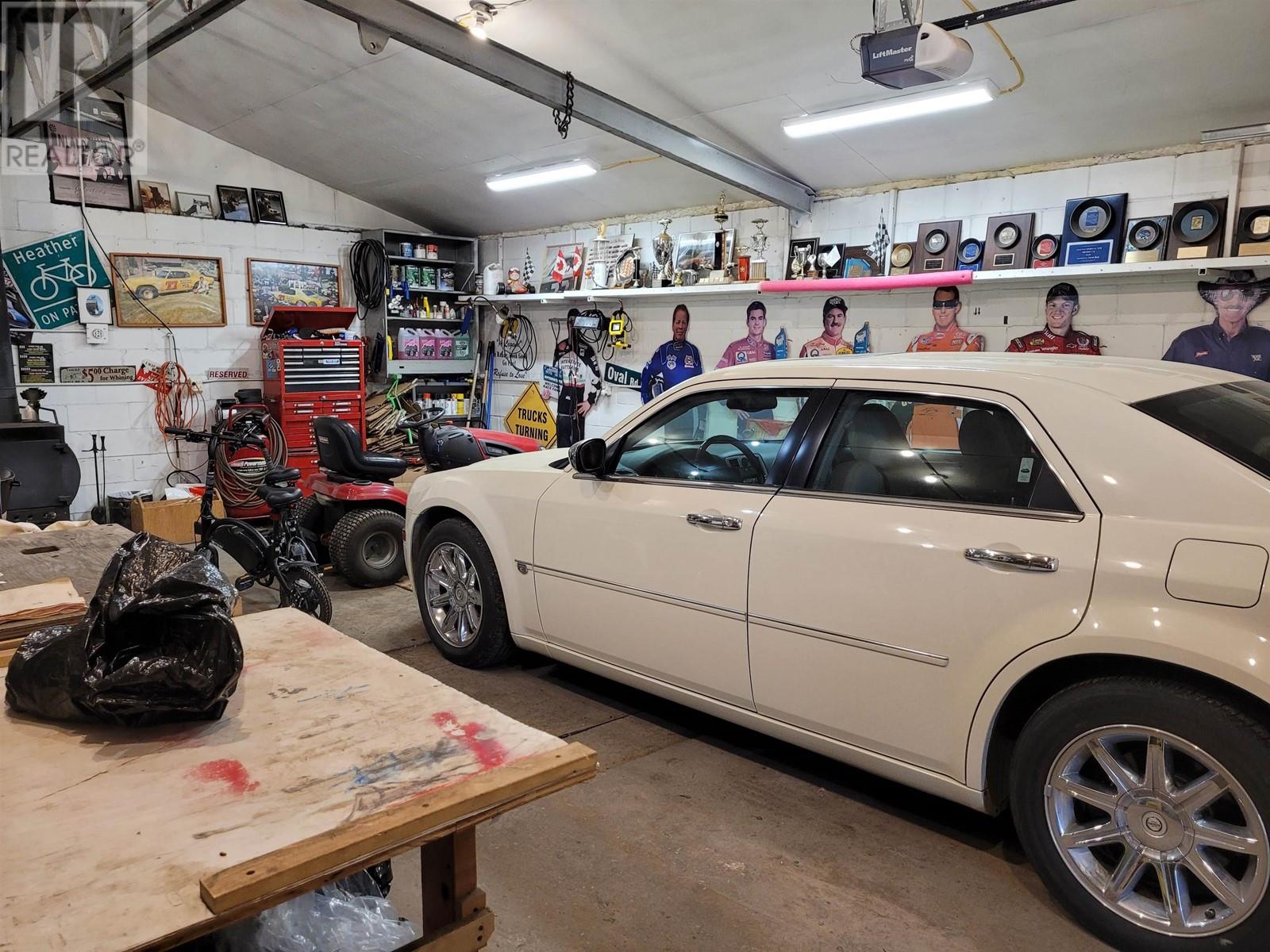 1140 N THIRD AVENUE, Williams Lake