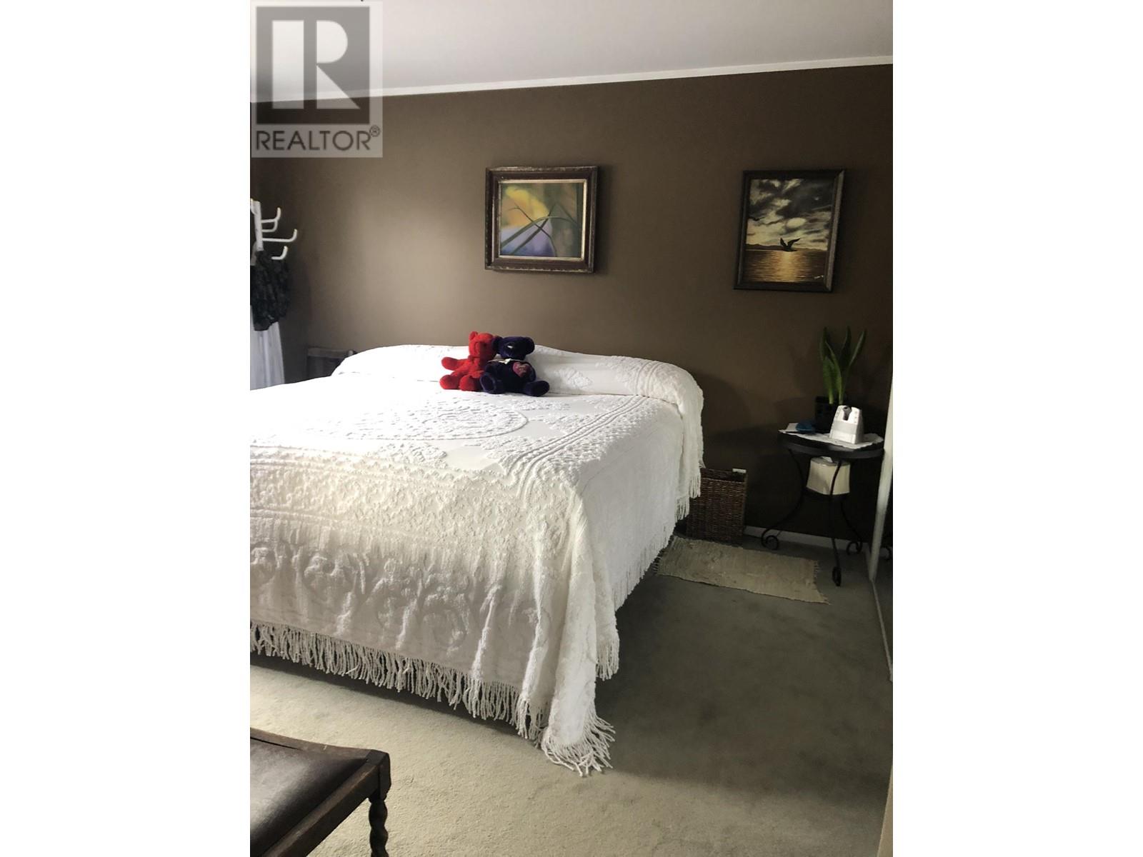 1140 N THIRD AVENUE, Williams Lake