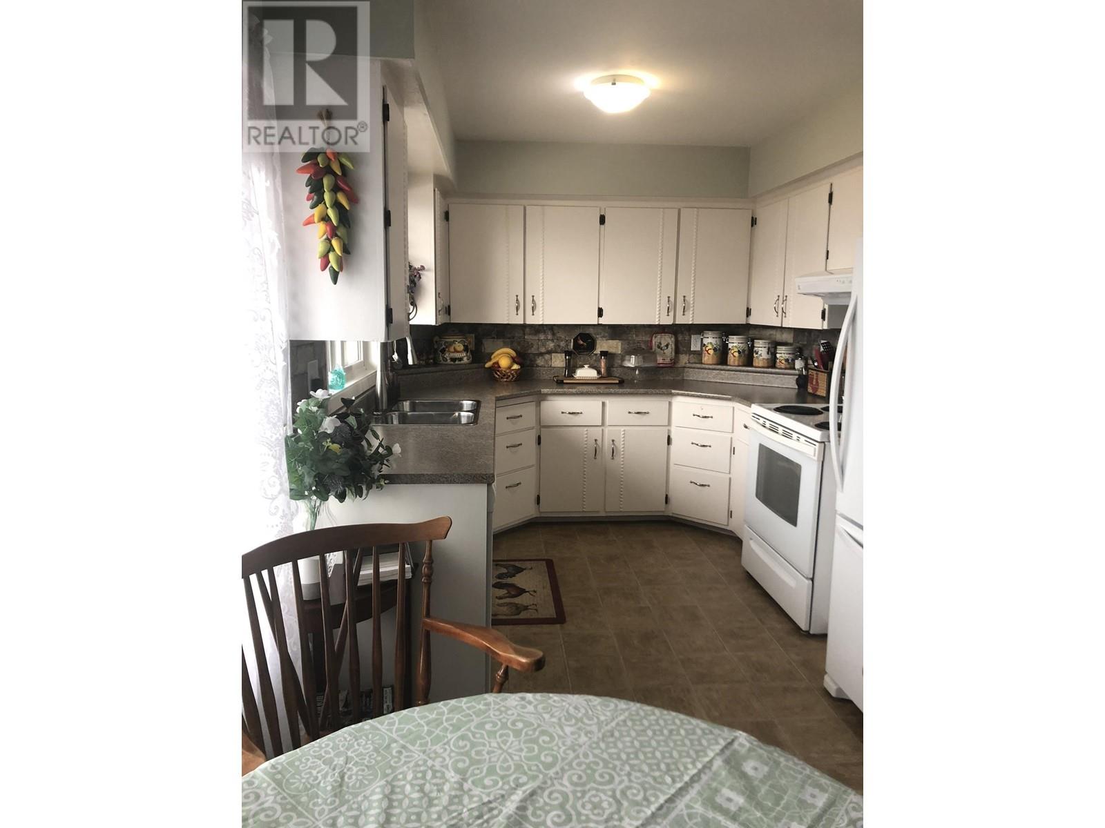 1140 N THIRD AVENUE, Williams Lake