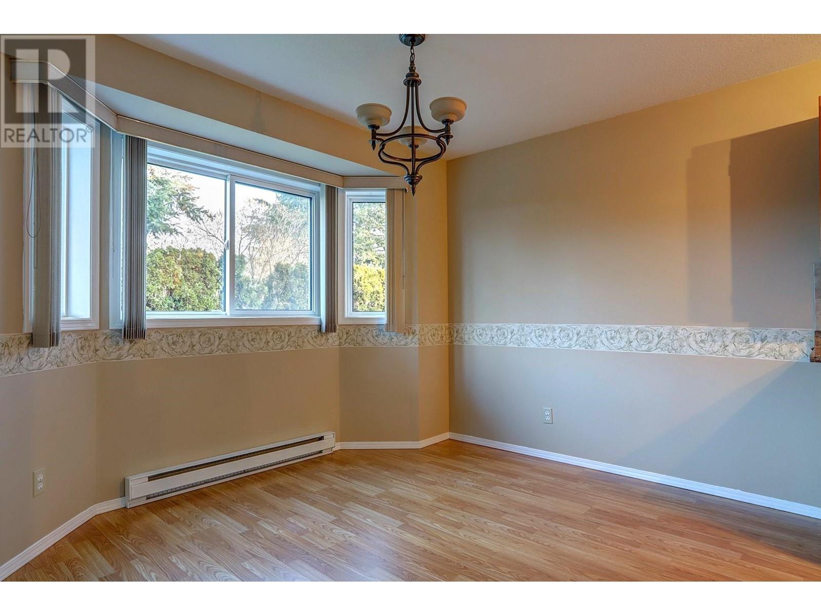 107 211 Kildonan Avenue, Enderby