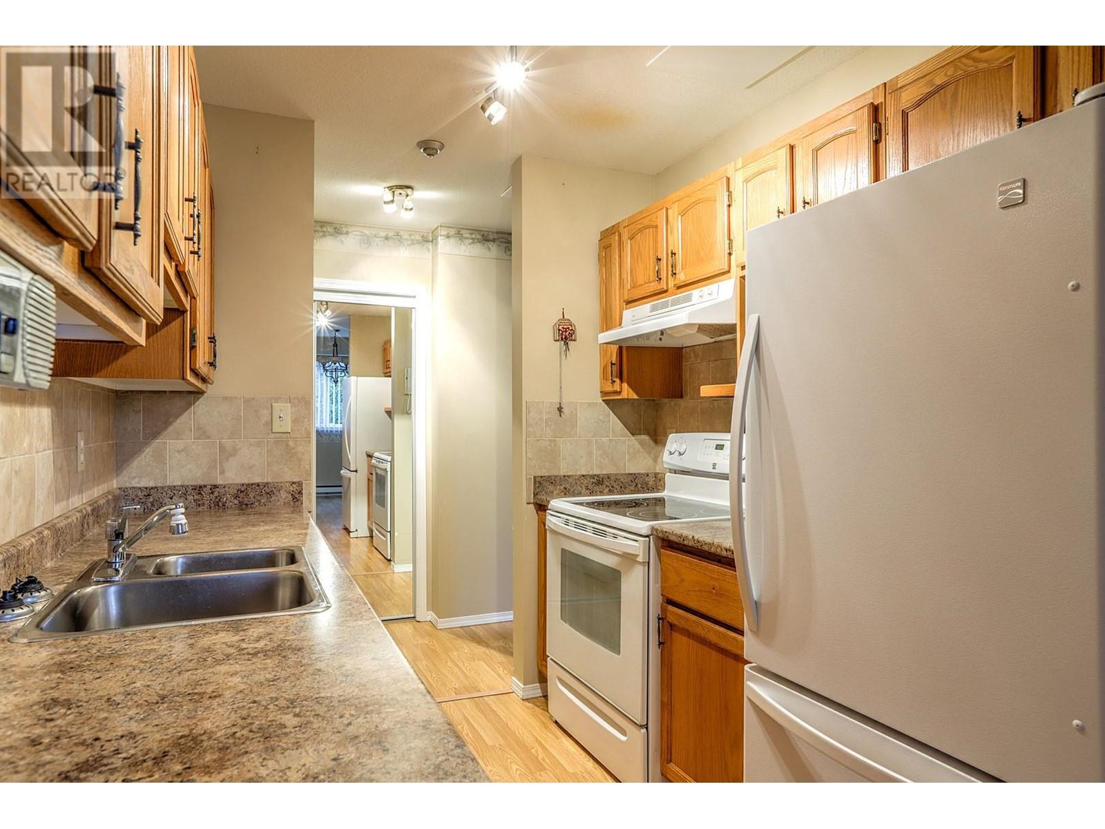 107 211 Kildonan Avenue, Enderby