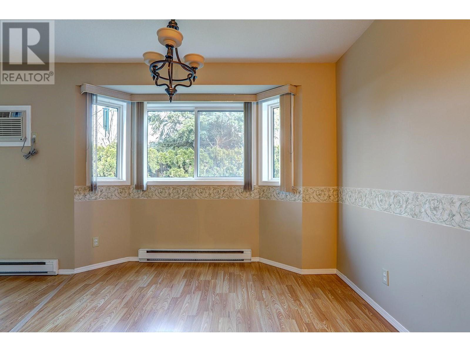 107 211 Kildonan Avenue, Enderby