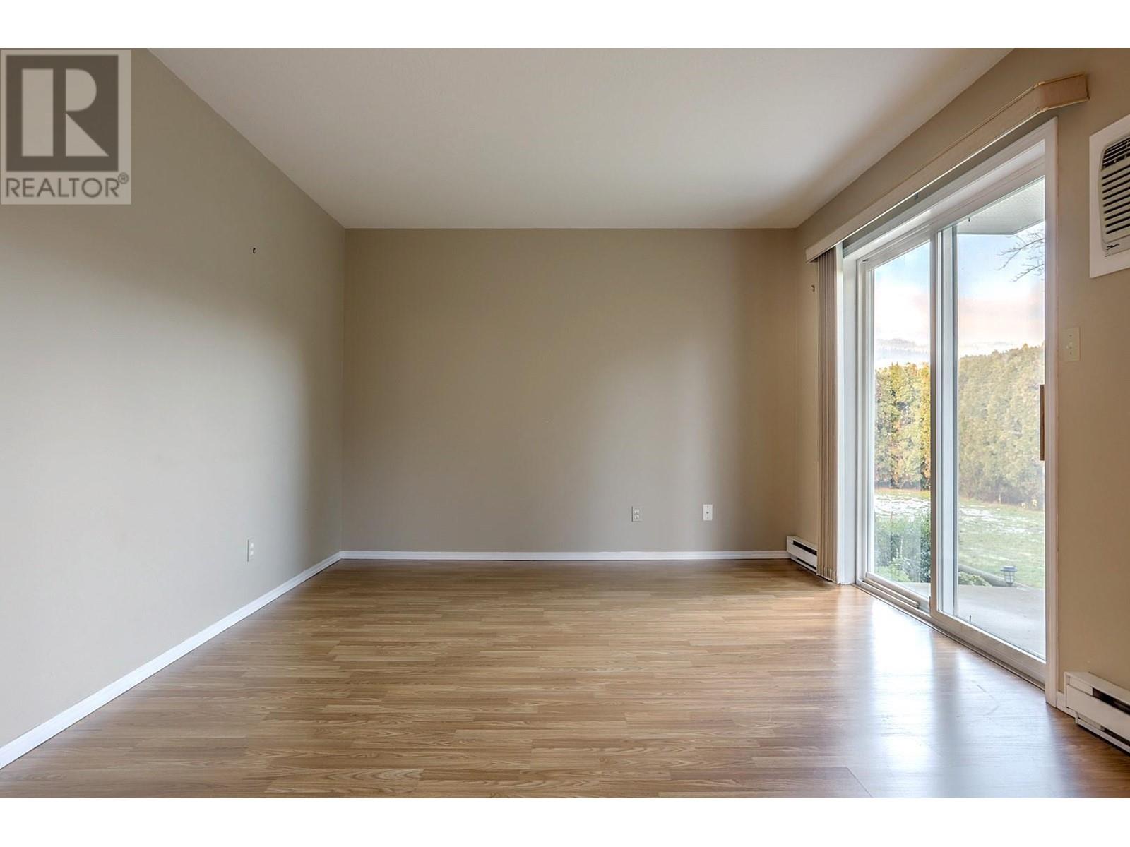 107 211 Kildonan Avenue, Enderby
