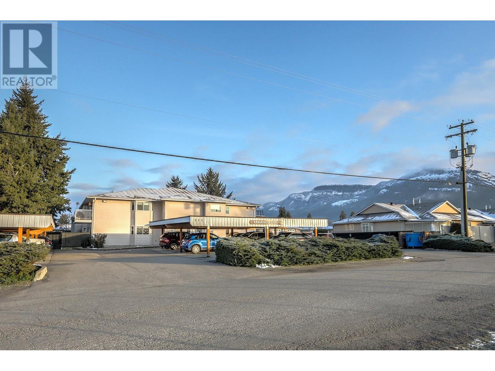 107 211 Kildonan Avenue, Enderby