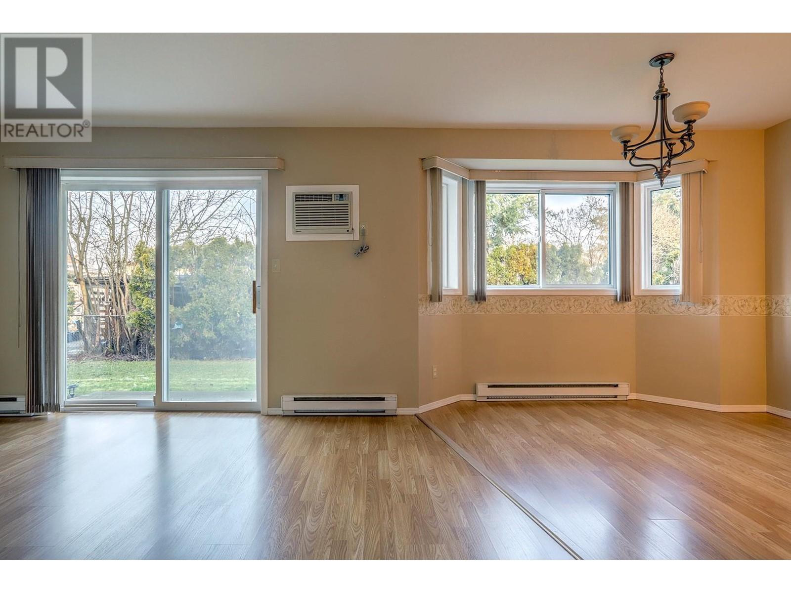107 211 Kildonan Avenue, Enderby