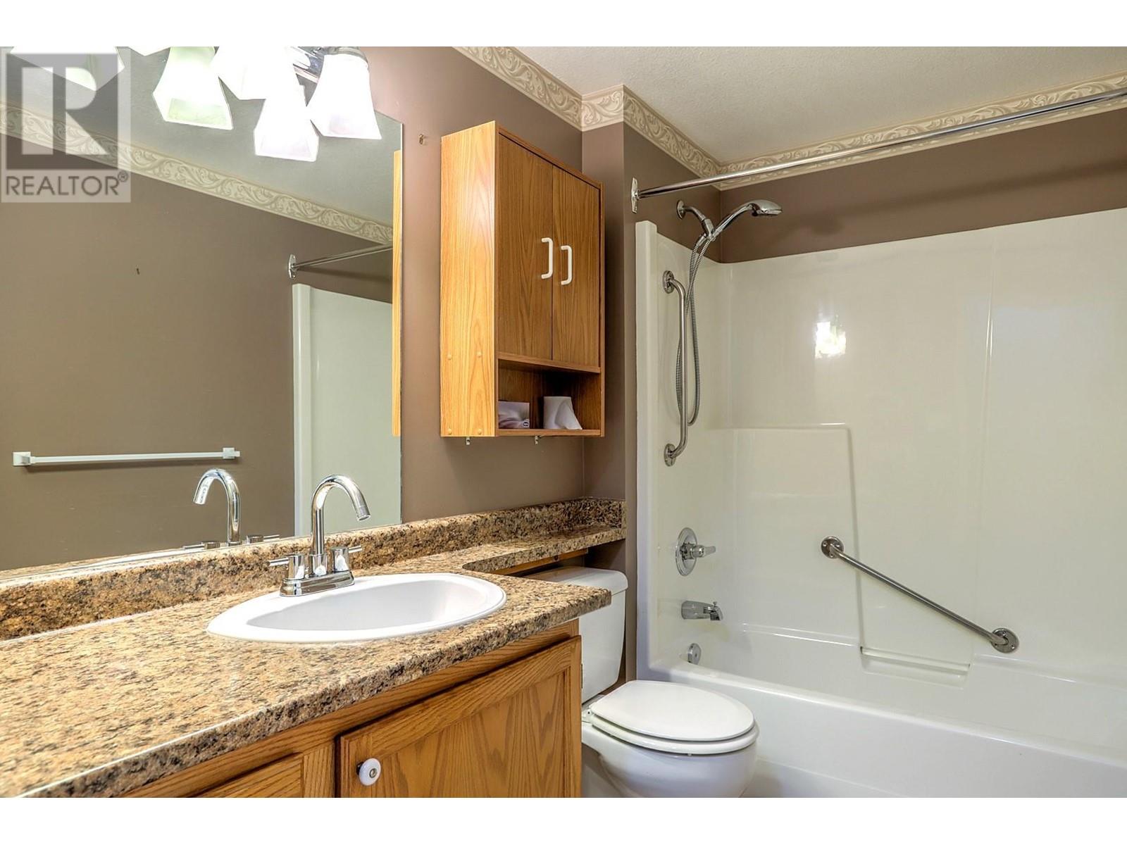 107 211 Kildonan Avenue, Enderby