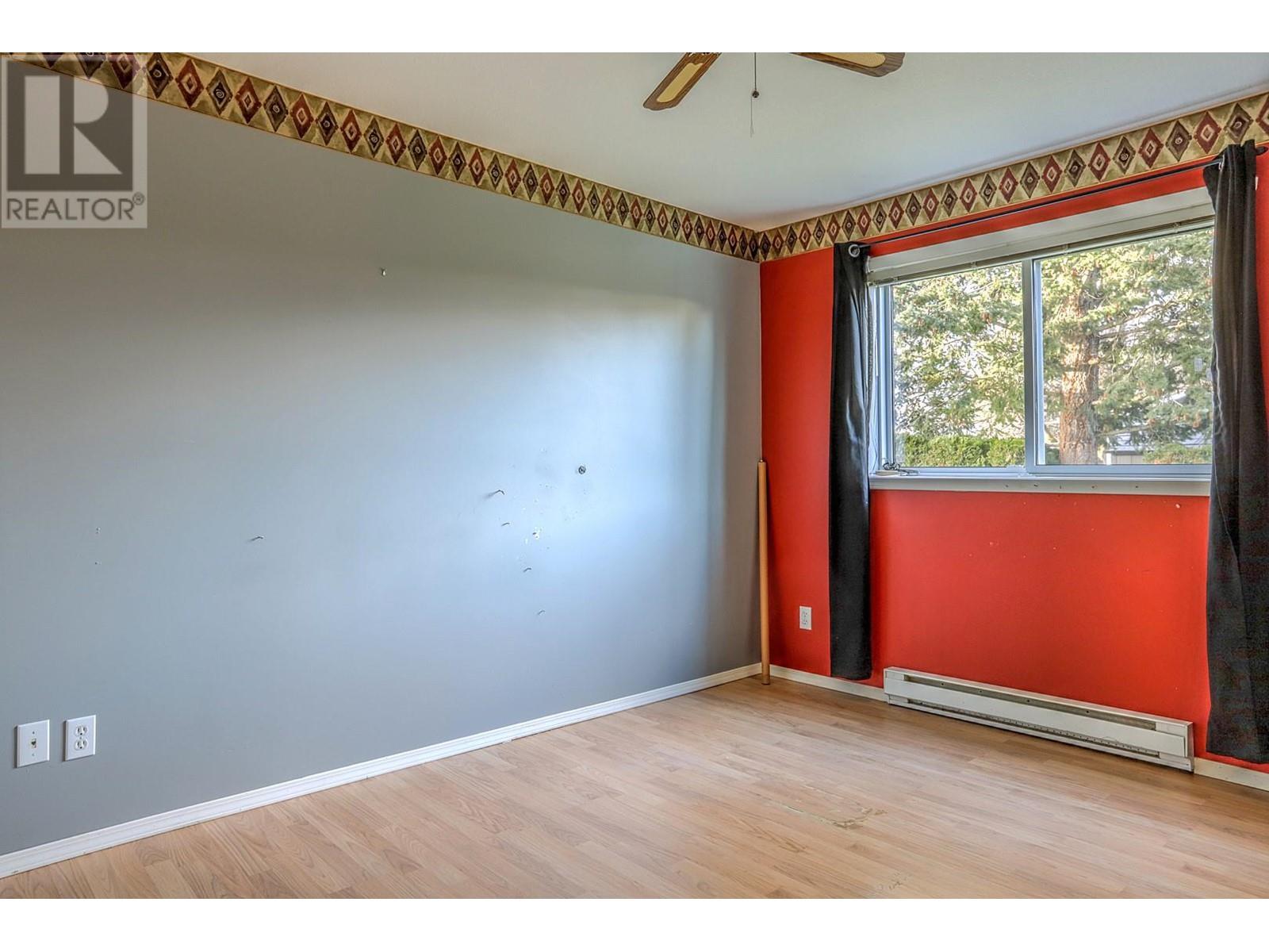 107 211 Kildonan Avenue, Enderby