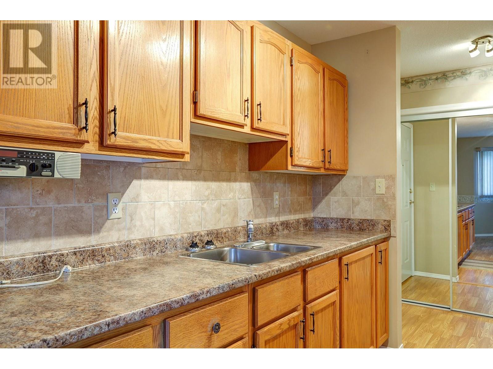 107 211 Kildonan Avenue, Enderby