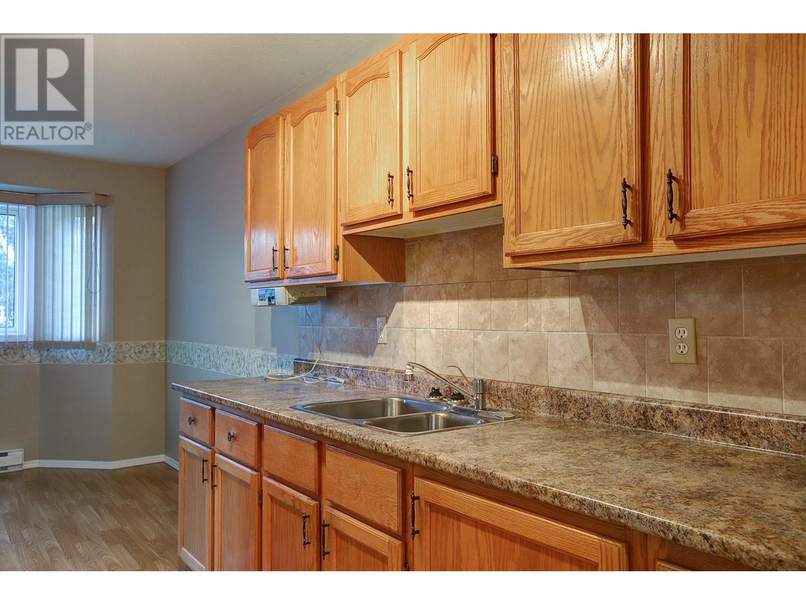 107 211 Kildonan Avenue, Enderby