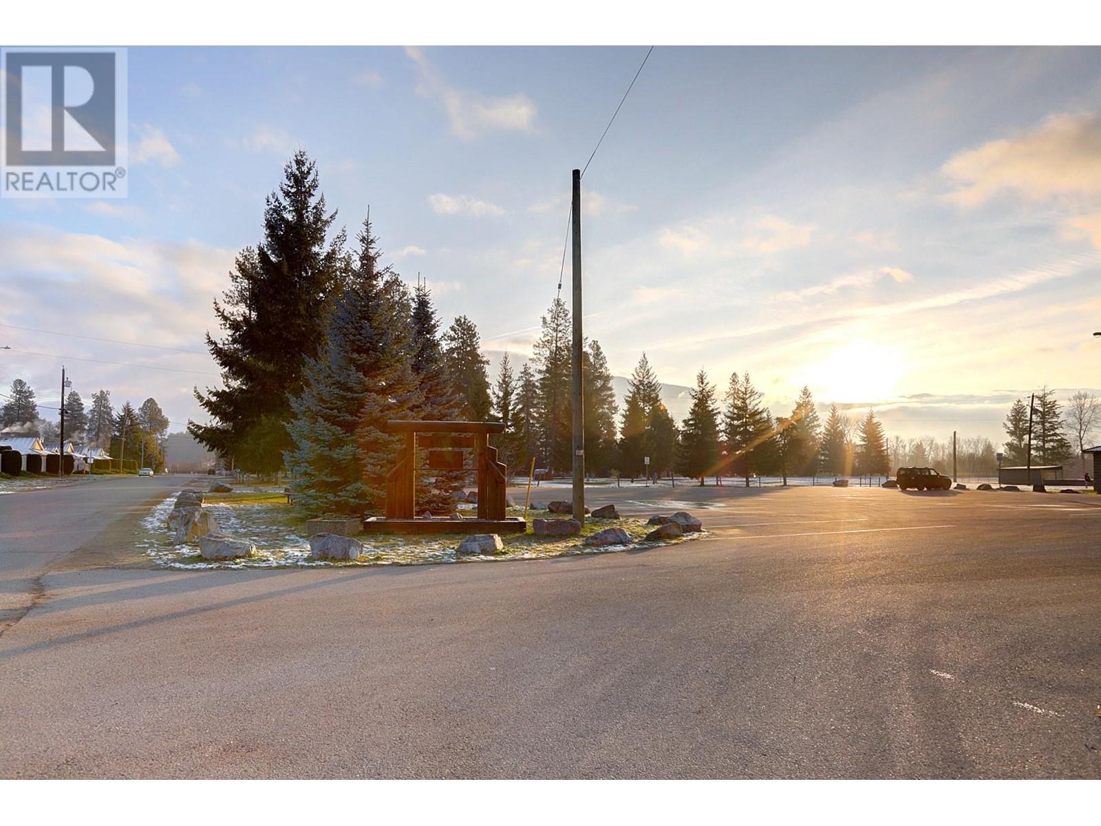 107 211 Kildonan Avenue, Enderby