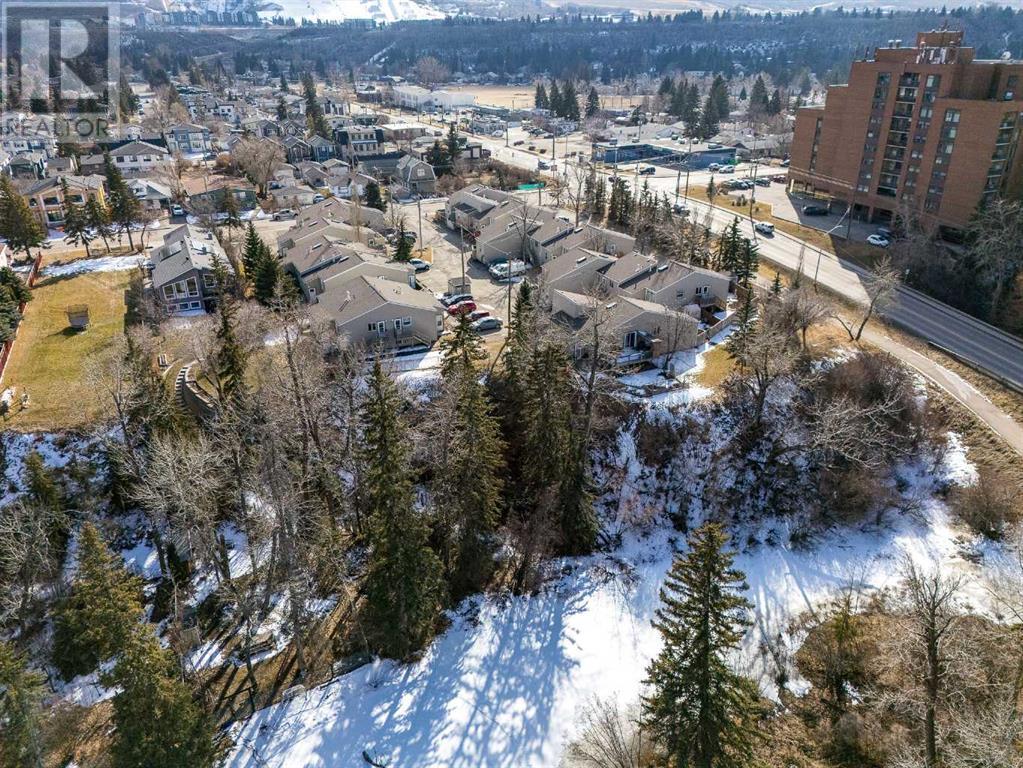 Single Family House Bi-level for Sale in #   Avenue NW Bowness Calgary 