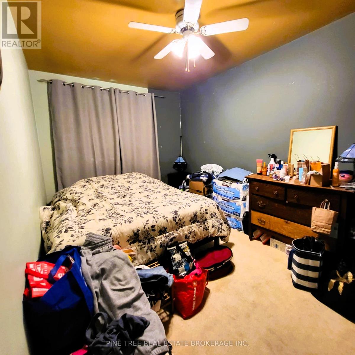 Photo 6 of 104 104 Baronwood Court, Brampton ON