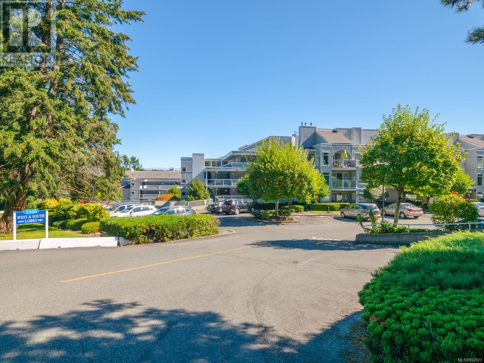 #205 2560 DEPARTURE BAY RD - Image 10