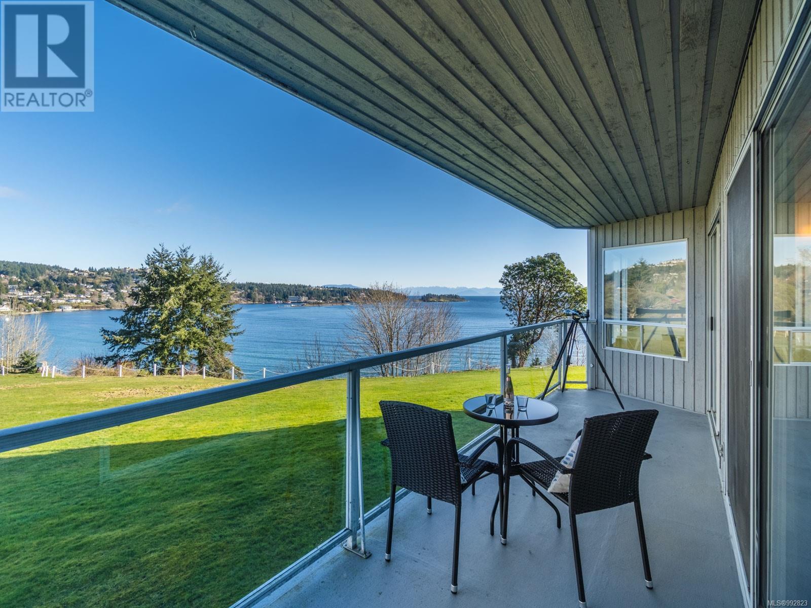 #205 2560 DEPARTURE BAY RD - Image 15