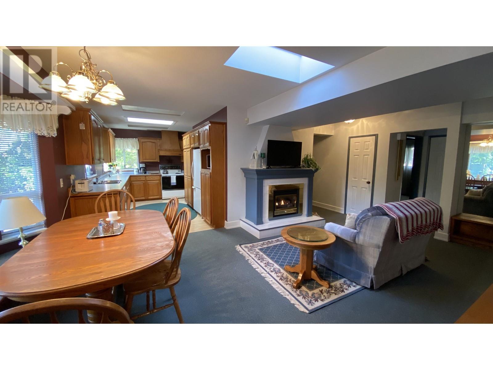 7740 BLUNDELL Road, Richmond