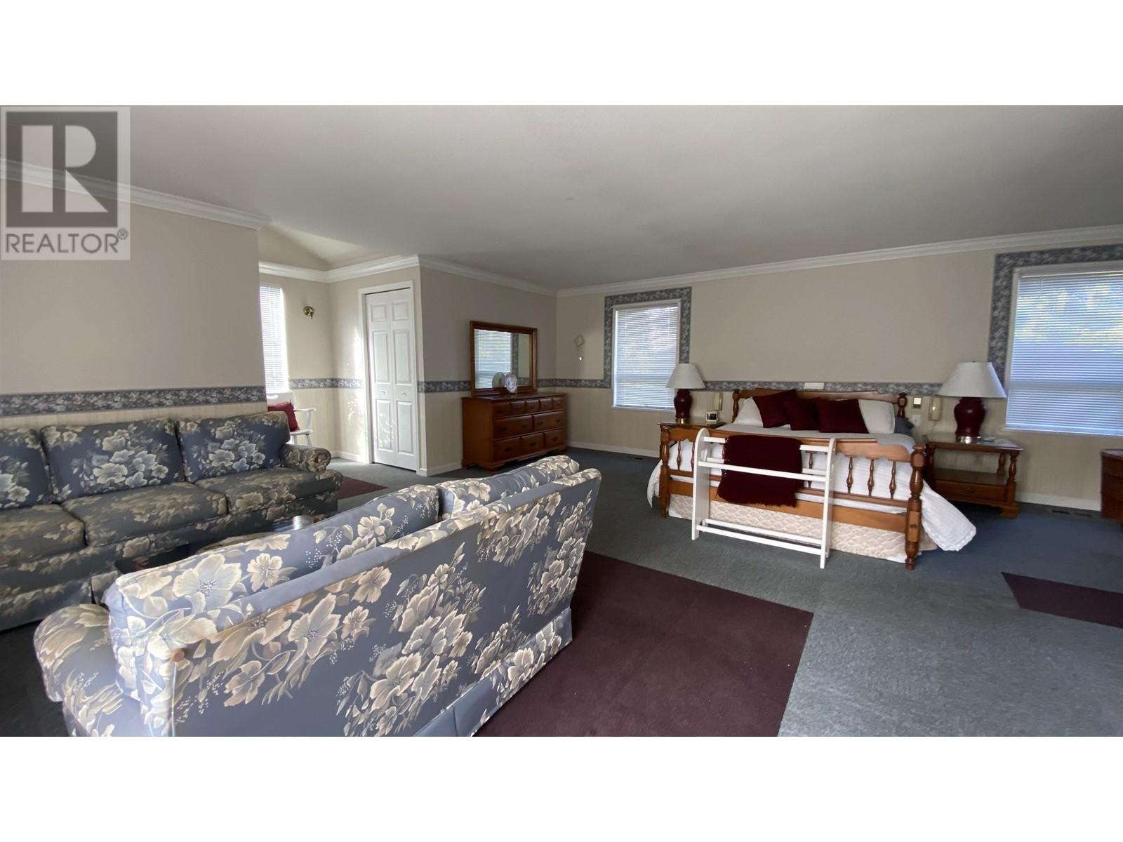 7740 BLUNDELL Road, Richmond