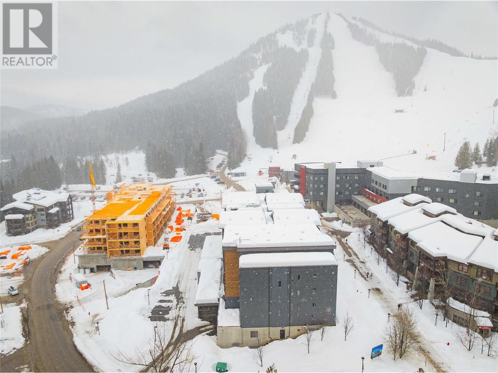 4280 Red Mountain Road Unit# 122, Rossland