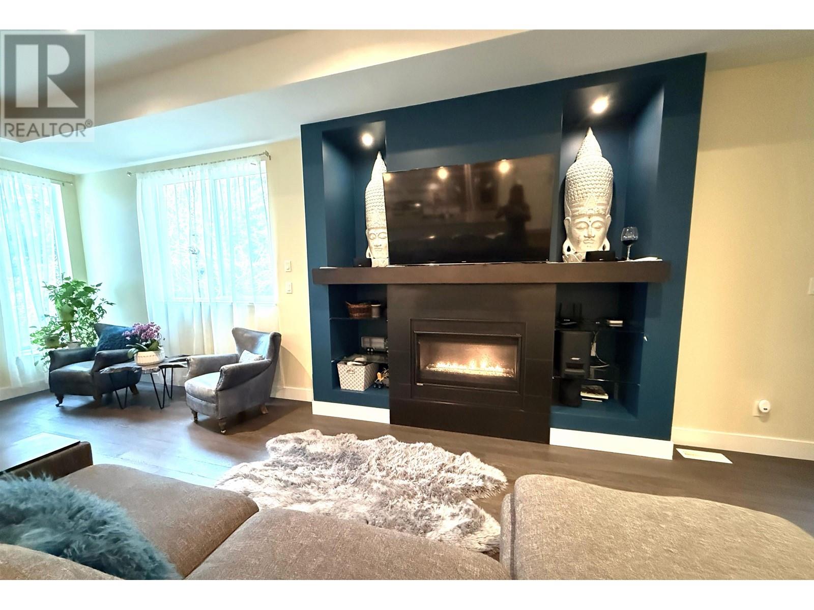 Photo 10 of 1461 Dayton Street, Coquitlam BC