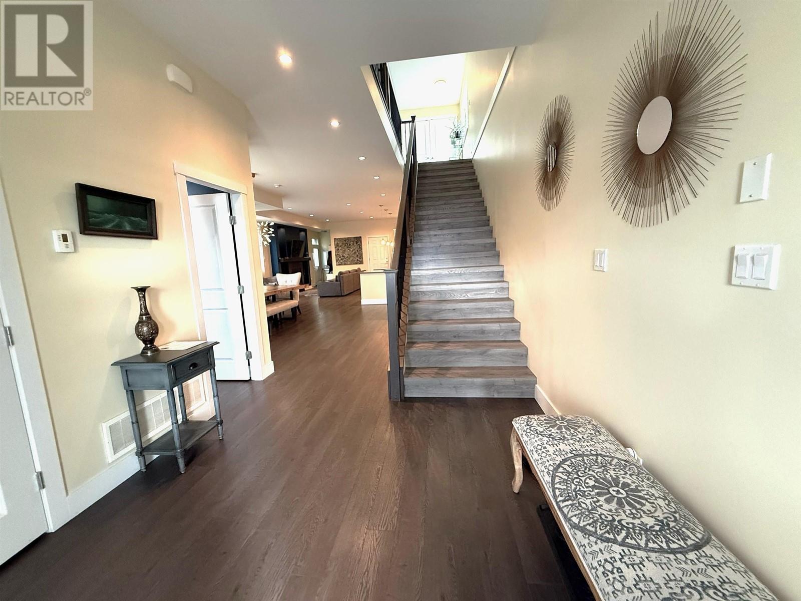 Photo 13 of 1461 Dayton Street, Coquitlam BC