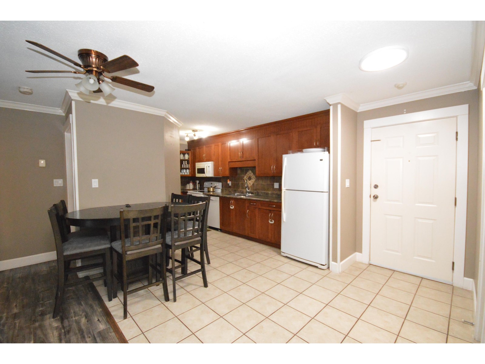 Photo 11 of 114 33165 Old Yale Road, Abbotsford BC