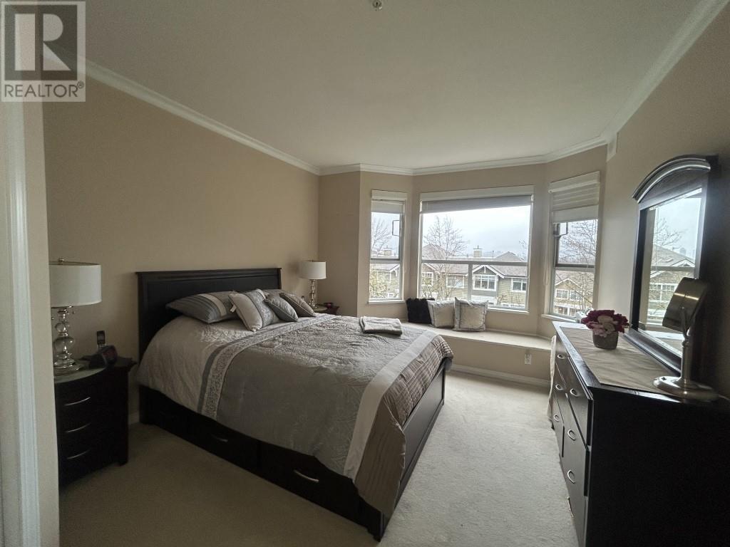 Photo 29 of 208 5280 Oakmount Crescent, Burnaby BC
