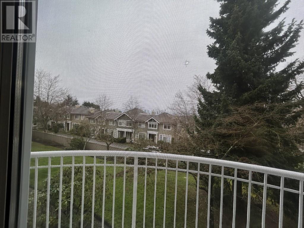 Photo 21 of 208 5280 Oakmount Crescent, Burnaby BC
